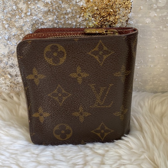 ✨ Louis Vuitton Compact Zippe Wallet Monogram Canvas - Picture 2 of 14